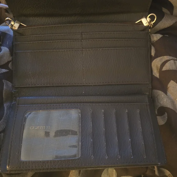Fendi Wallet Full Inclusion - Picture 3 of 13